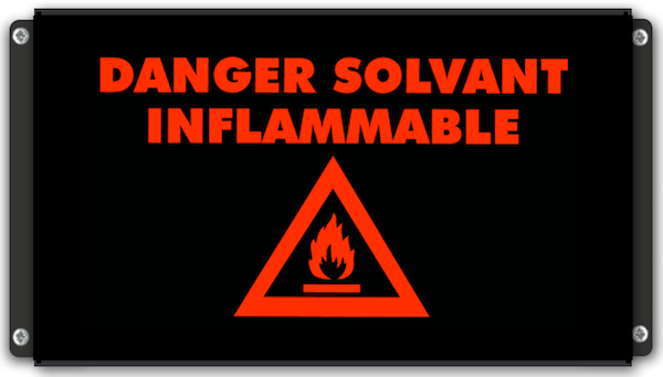 Signalisation lumineuse DANGER SOLVANT INFLAMMABLE avec pictogramme feu